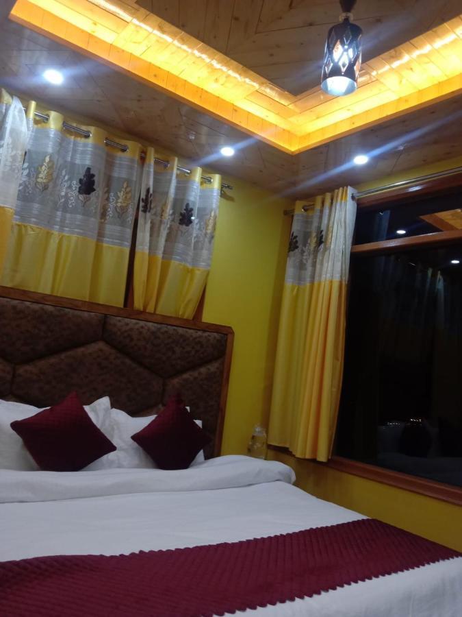 Floret Sojourn Hotel Shimla Ngoại thất bức ảnh