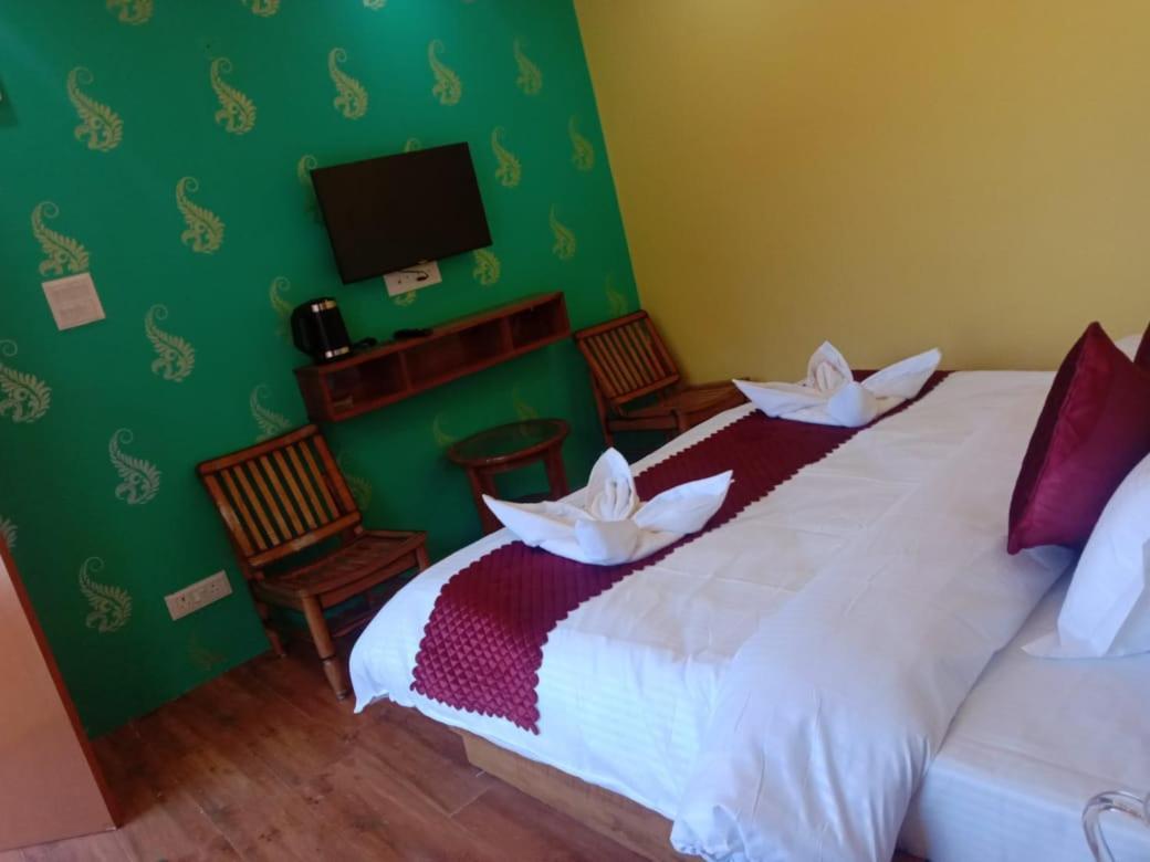 Floret Sojourn Hotel Shimla Ngoại thất bức ảnh